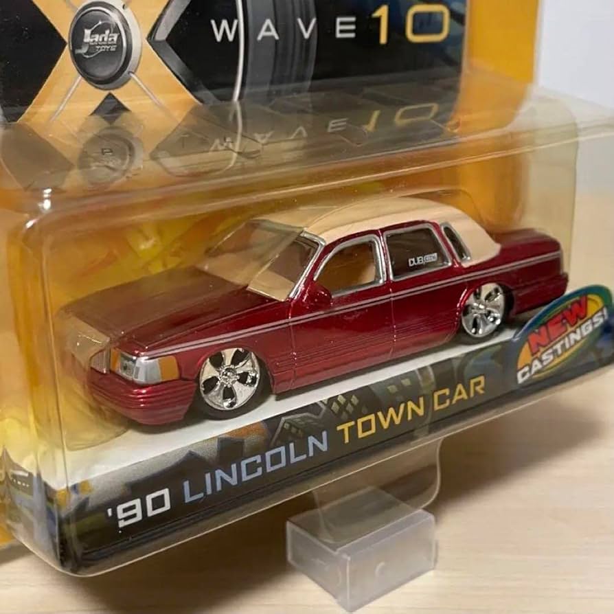 Amazon.co.jp: Jada toys 1/64 DUBCITY '90 リンカーンタウンカー Amazon.co.jp: Jada toys 1/64 DUBCITY '90 リンカーンタウンカー