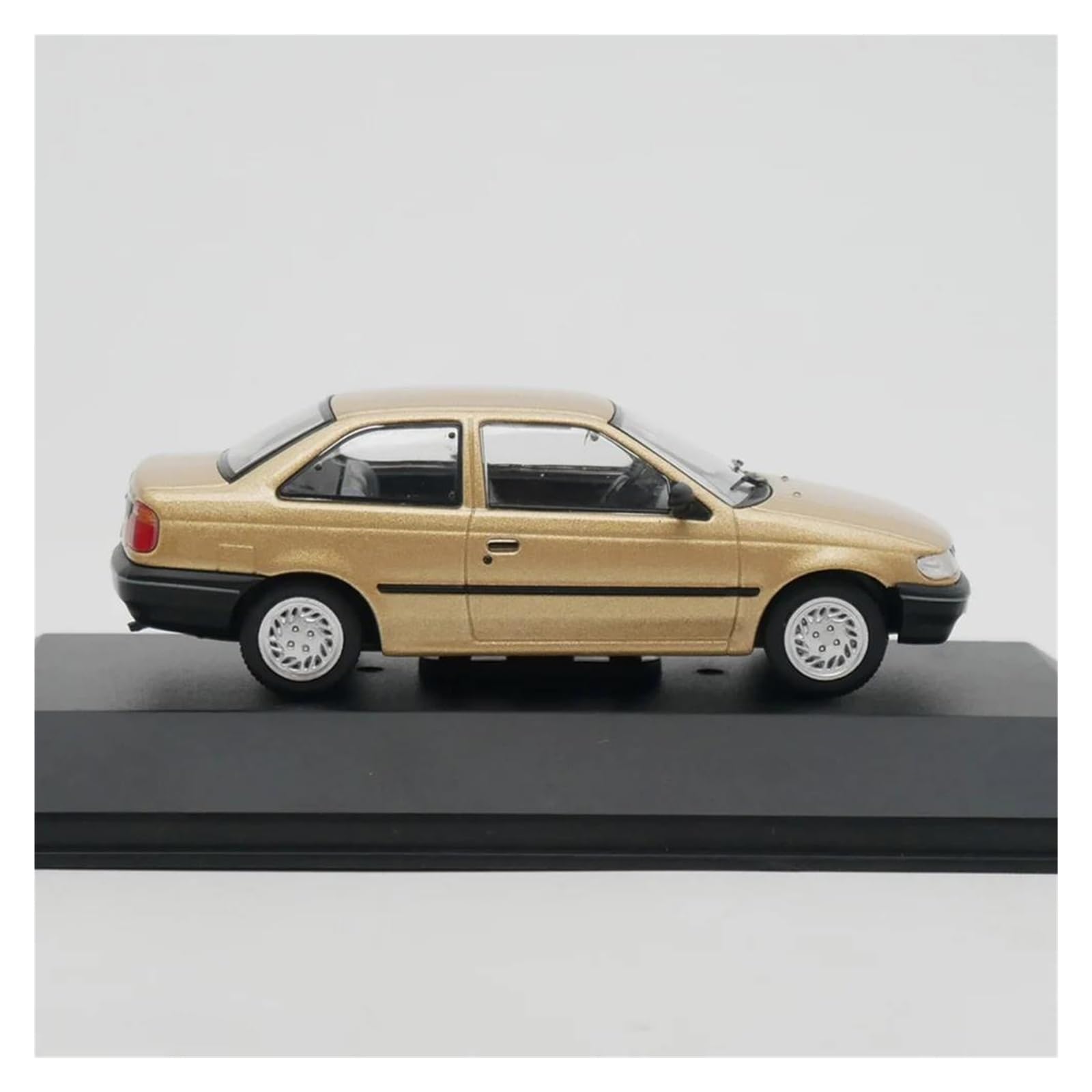 Metallo Scala Replica 1 43 Per Logus 1993 Simulazione Lega Auto Modello Metallo Collezionabile Giocattolo Decorazione Casa Hobby Veicoli Giochi Set