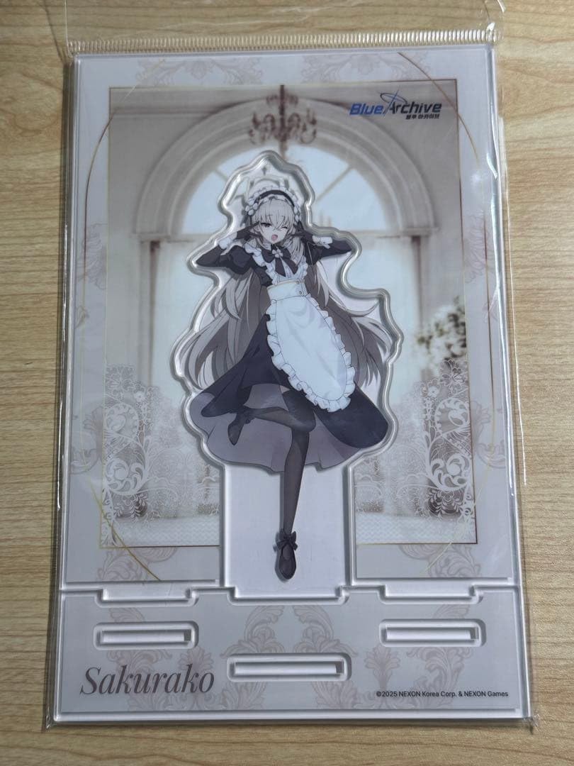 Amazon.co.jp: ブルアカ サクラコ アクリルスタンド 韓国 アニプラス