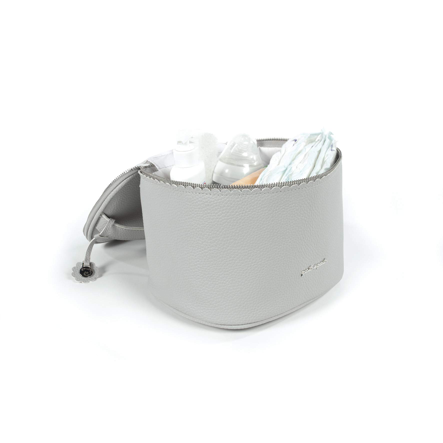 Pasito a Pasito. Trousse de toilette pour bébé Vanity Biscuit. Sac organiseur pour toilette et hygiène de bébé. Pratique et confortable à porter. Eco-cuir de vachette de couleur grise. Dimensions : 24