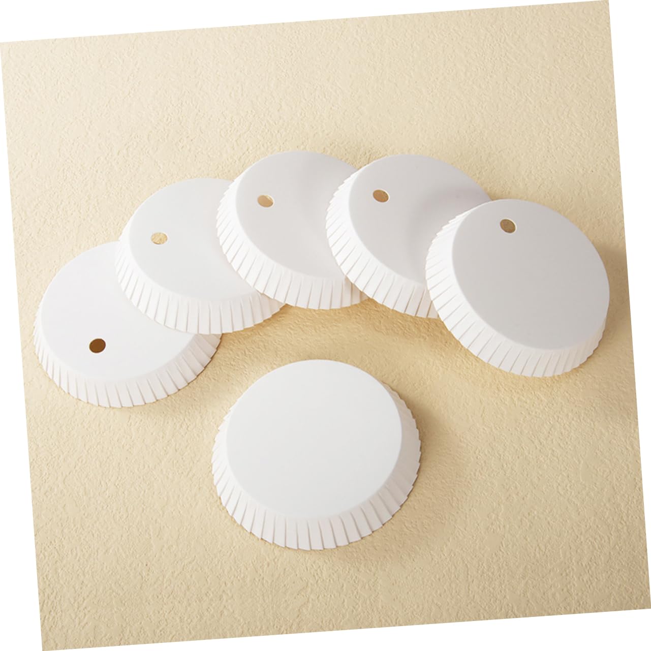 Cabilock Hotel Home Use 200pcs Paper Cup Lids Disposable Drink Covers Paper Cup Protectors Round Unique Edges for Salon Beauty Parlor Conference