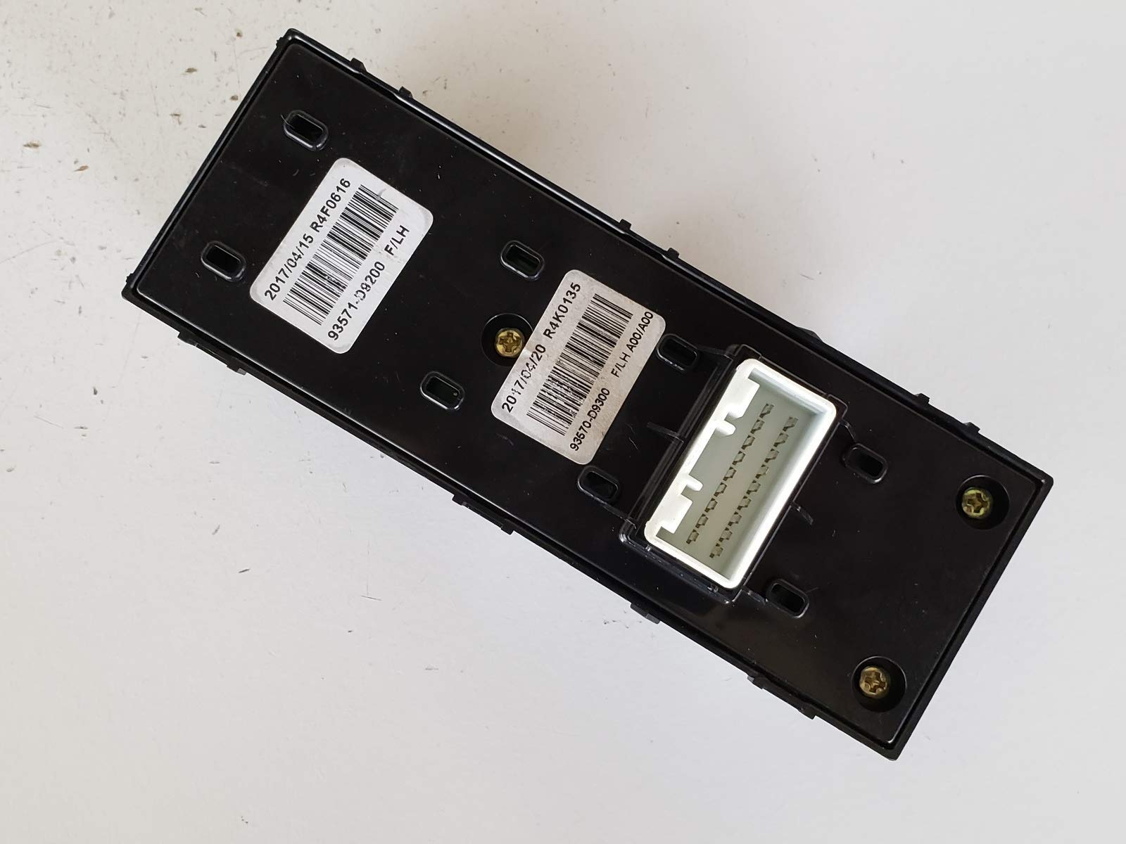 Amazon.com: Genuine OEM 93571-D9200 Power Window Switch