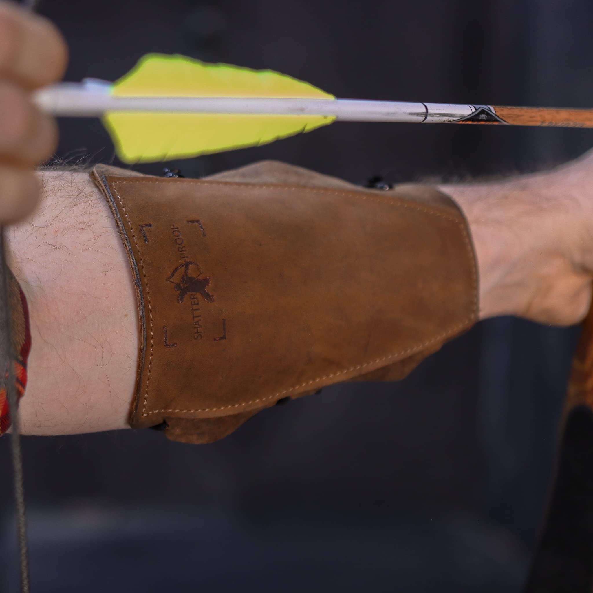 Protège-bras Tir à L'arc Vintage – Cuir Véritable – Fabrication Américaine #24