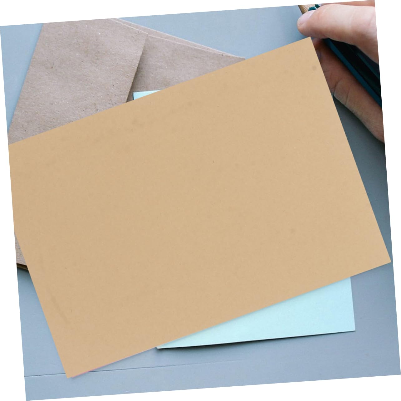 SEWACC 100 Feuilles de Papier à Lettres Kraft A4, Style Vintage Élégant, Papier Vierge Marron pour Écriture et Présentations