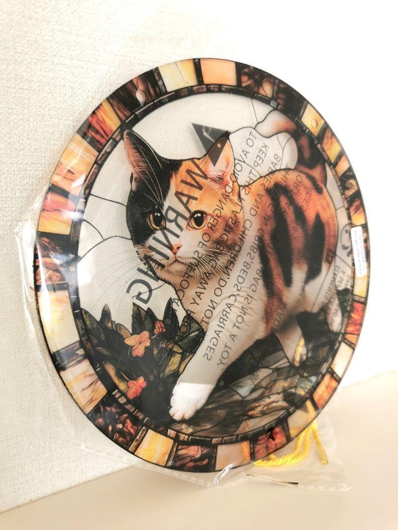 Amazon.co.jp: ステンドグラス風壁掛け 猫 三毛 ミケ サンキャッチャー