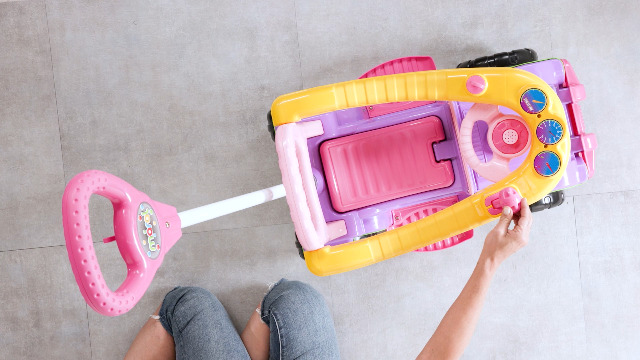Maral Carrinho Com Chassis Jip Jip Menina Multicor : Amazon.com.br