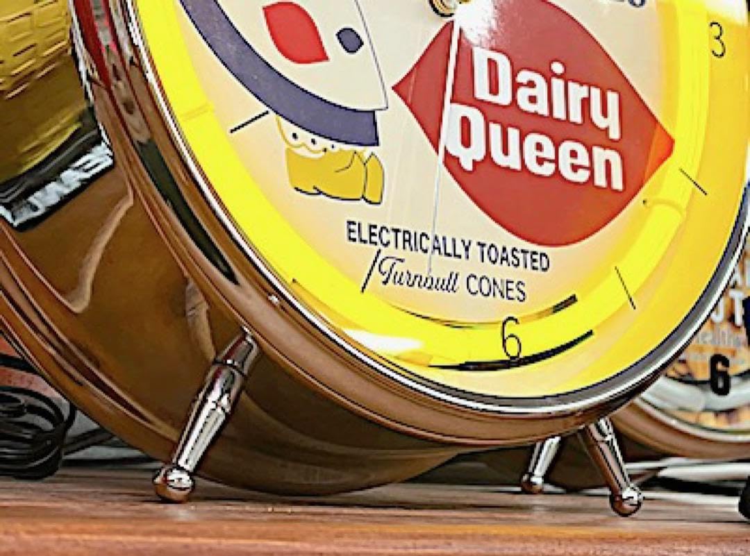 ネオンアラームクロックDAIRY QUEEN SOFT CREAM se0832 ネオンアラームクロックDAIRY QUEEN SOFT CREAM se0832