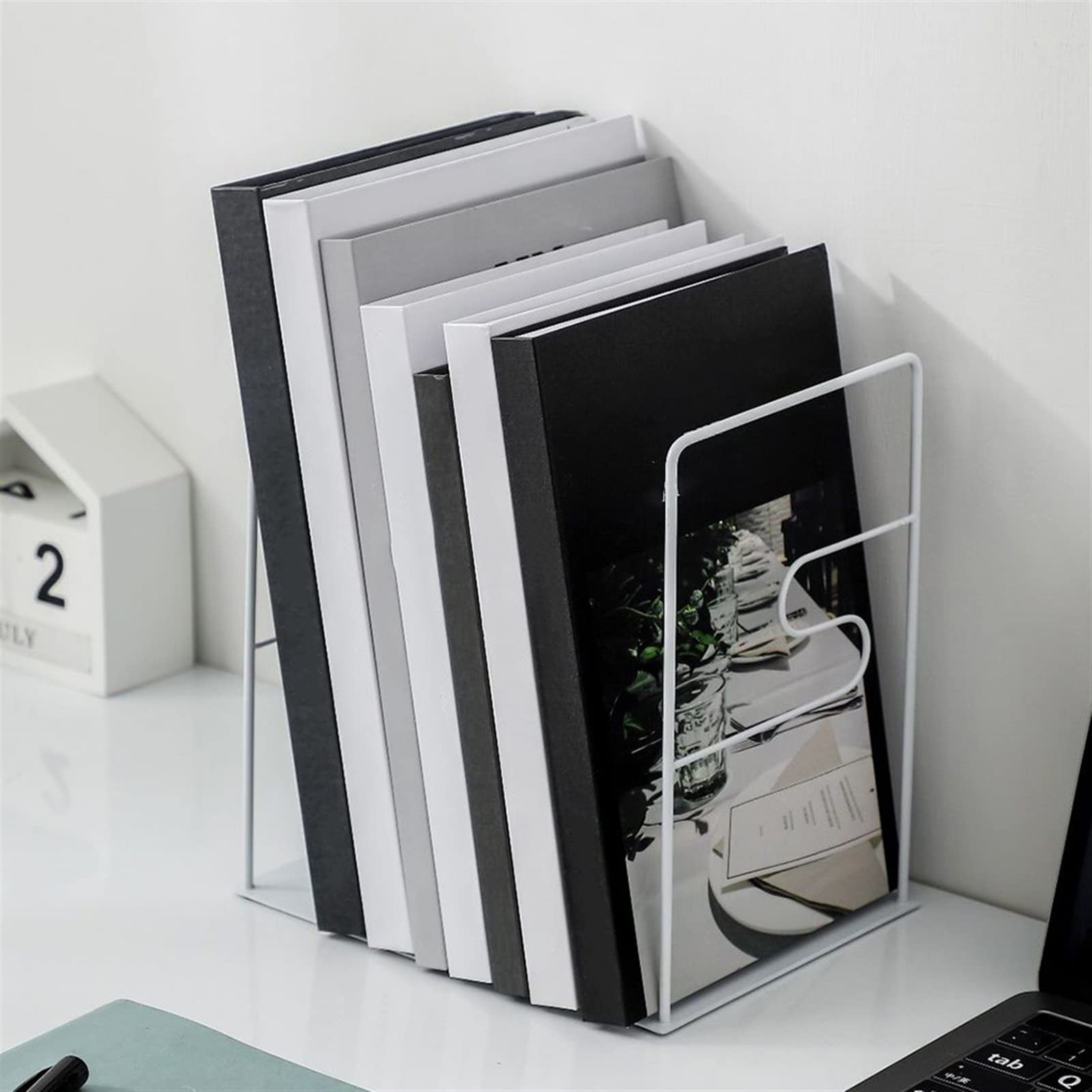 Dekorative Buchstützen BUREN BUCHENSCHAFT PORTABLE BUCHZEUGSAUFZAHNZEUGBEHERN SCHLÜSSE TERKTOBER Bücherregal Aufbewahrungsregal Home Decoration Vertikale Halterung Schreibtisch Bücherstützen 1 Paar Bu