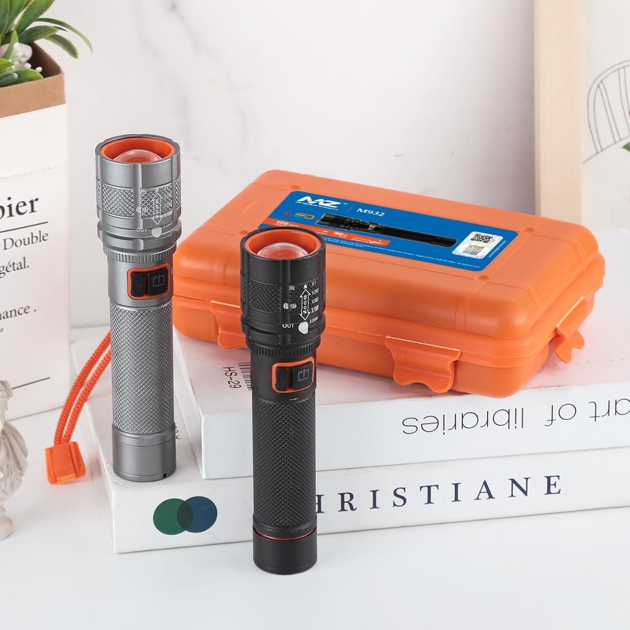 Home Gadget Gallery MZ M932 (Rechargeable LED Metal Torch