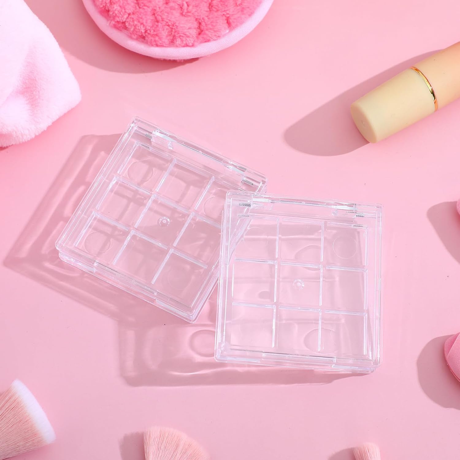 2pcs Empty Eyeshadow Holder Pallet Containers for Travel Use, Easy to Carry Plastic Makeup Cosmetic Storage, Simple Stylish Design, Gift for Girlfriend or Mom