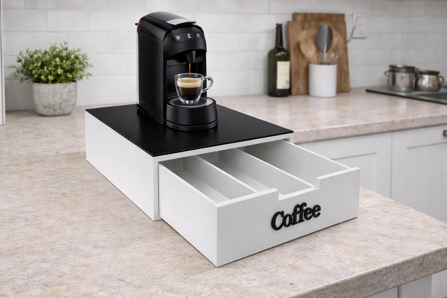 Porta Capsule e Cialde Caffè in Bambù e Vetro Nero – Cassetto 3 Scomparti Organizer Capsule e Cialde (scritta nera)
