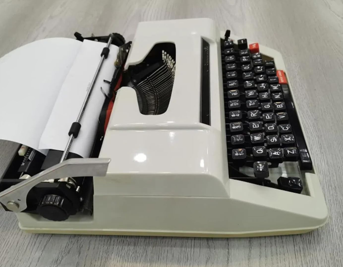 Retro Typer klawiatura ręczna maszyna do pisania bezprzewodowa tradycyjna koperta retro pisanie listów powieść notatka biała