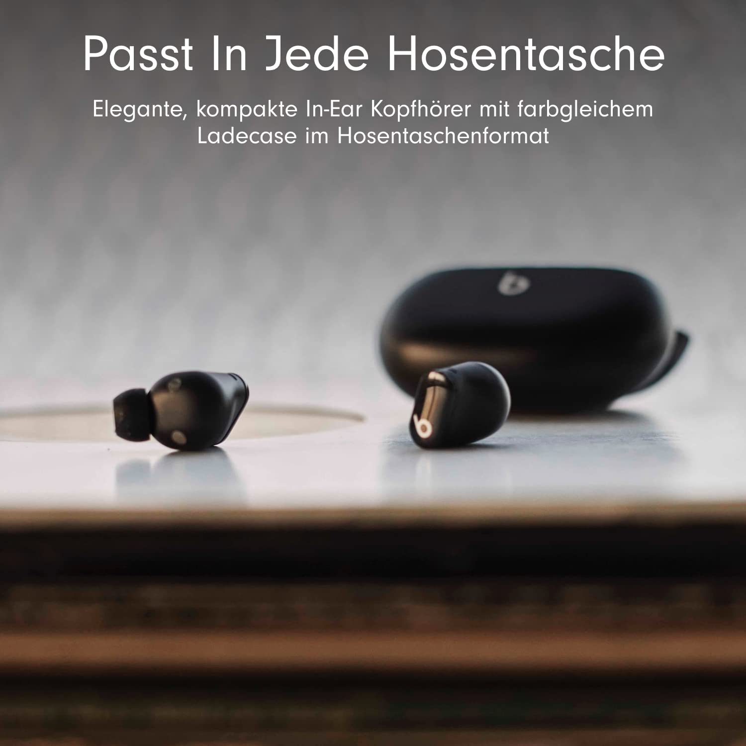 Beats Studio Buds – Komplett kabellose Bluetooth In-Ear Kopfhörer mit Noise-Cancelling – schweißbeständige, kompatibel mit Apple und Android, integriertes Mikrofon – Schwarz (Vorgängerversion)