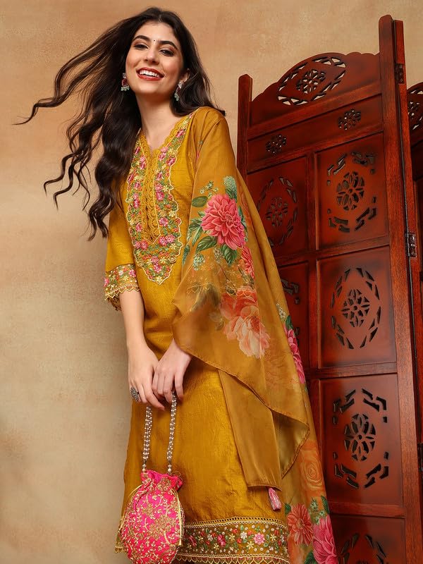 Image of Vaamsi Women's Silk Blend Solid Straight Embroidered Kurta Pant With Dupatta | kurta sets for woman