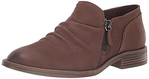 Clarks Women's Camzin Pace Flats