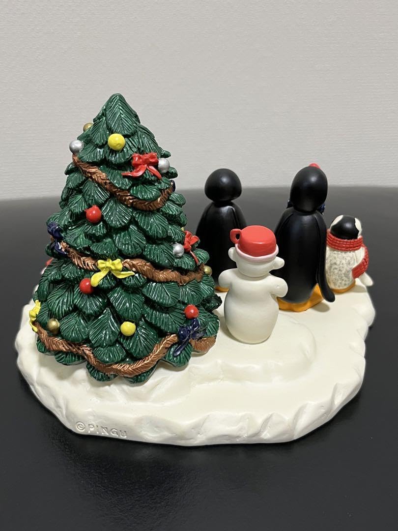 Amazon.co.jp: ピングー マスコット ポリレジン クリスマス フィギュア 