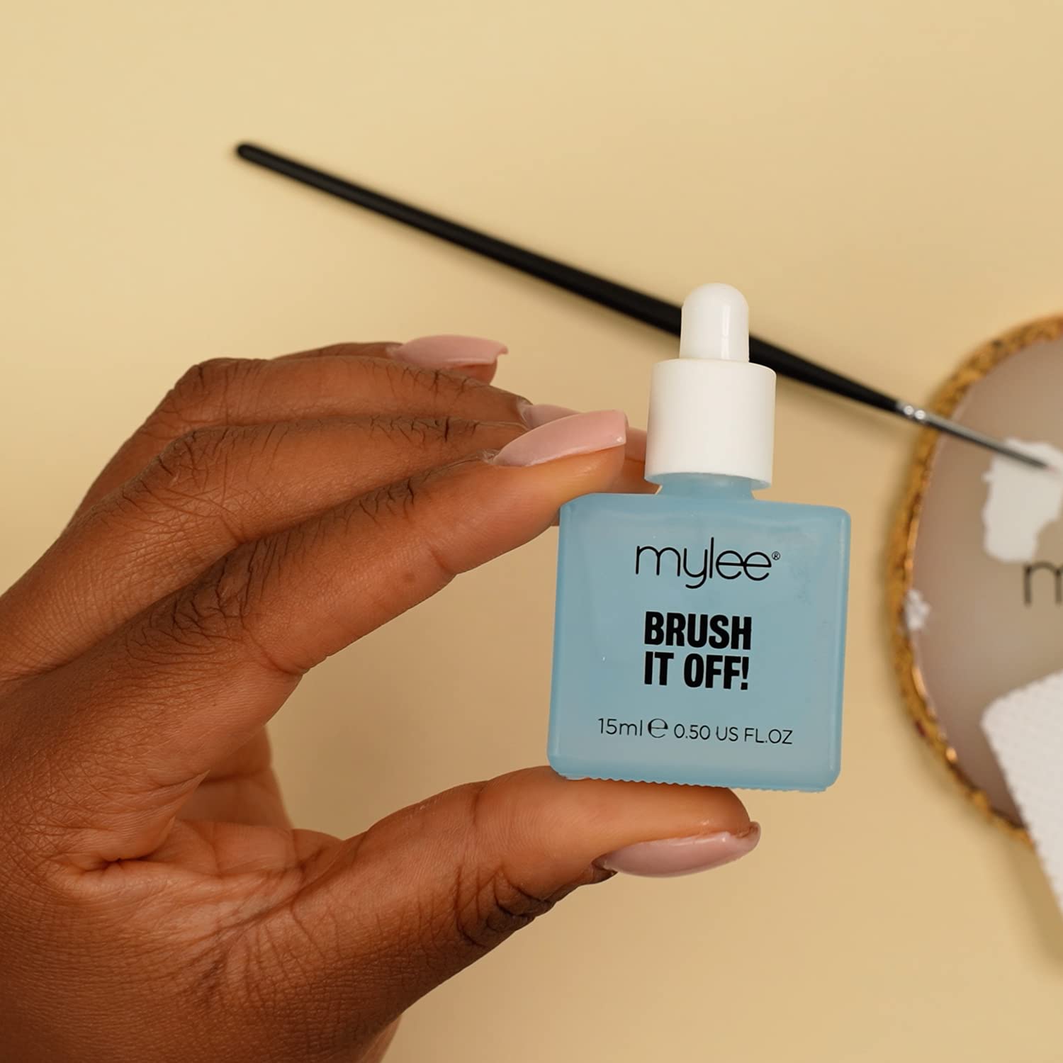 Brush It Off: Gel Detergente Professionale per Pennelli per Nail Art - Soluzione per Pulizia con Detergente Trasparente, Vegano e Senza Alcool