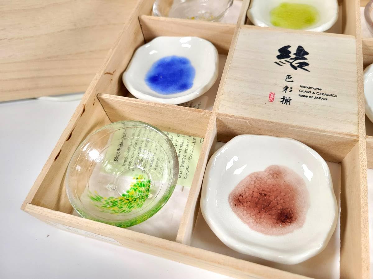 Amazon.co.jp: 結 色彩揃 小鉢 8皿セット 共箱 : おもちゃ