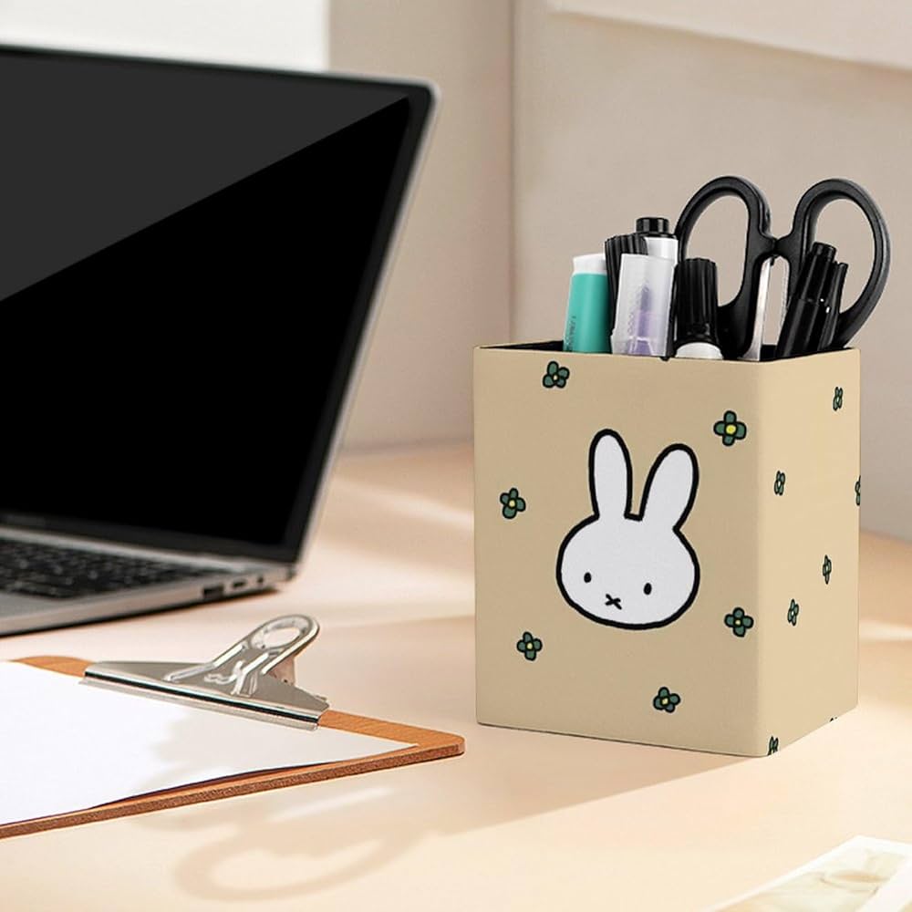 ミッフィーのおうち　ペン立て　小物入れ　ペンスタンド Amazon.co.jp: ミッフィー ペン立て ペンスタンド 方形 鉛筆立て