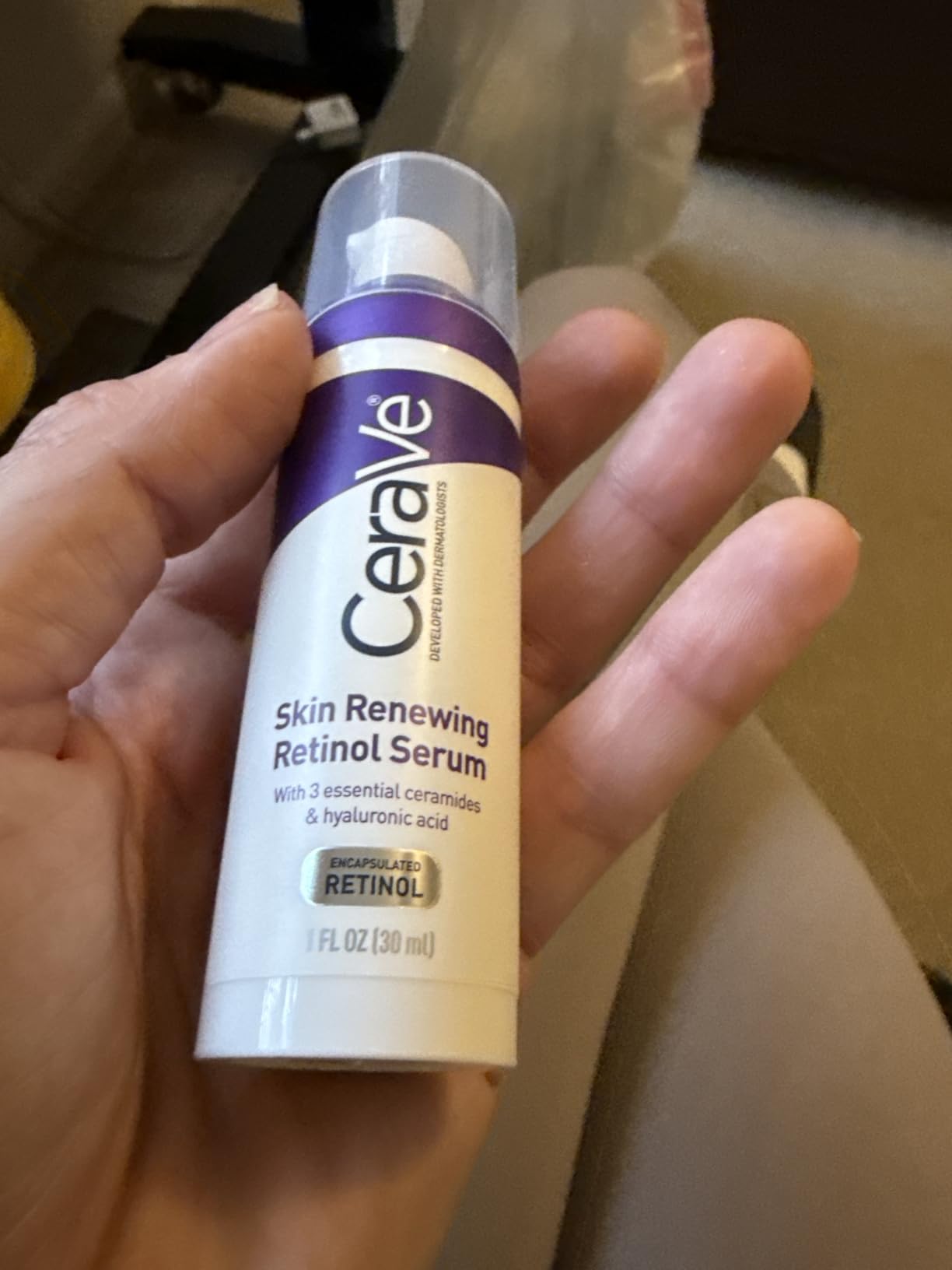CeraVe Anti Aging Retinol Serum For Face, Encapsulated Retinol With Hyaluronic Acid, Niacinamide & Ceramides, Smooths Wrinkles & Fine Lines, Gentle Skin Brightening Serum, Fragrance Free, 1 Oz