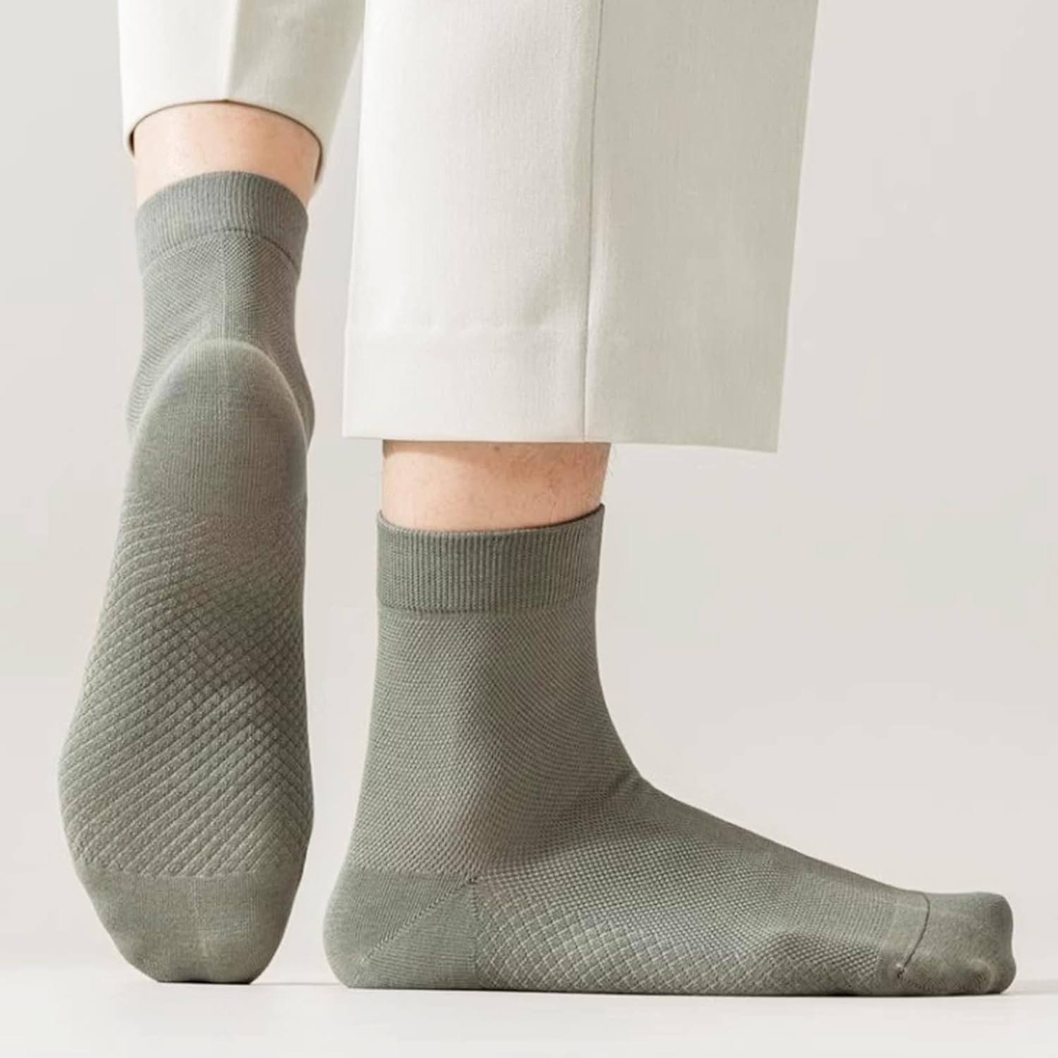 Pacote com 5 meias esportivas masculinas de mistura de algodão, Style01-Masculino Tamanho do Calçado: 7-12, Tamanho Único em promoção! Veja a oferta e mais achadinhos de Moda íntima 5 Hoje é o melhor dia para comprar Pacote com 5 meias esportivas masculinas de mistura de algodão, Style01-Masculino Tamanho do Calçado: 7-12, Tamanho Único com aquele preço maroto! Promoção! Aproveite a oferta! 5