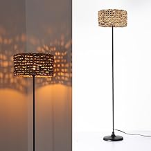Alpinaluz Floor Lamp – Natural Vegetable Rattan Lampshade Hand Woven Ø33 cm – Vintage Rustic Boho Country Style – Black Metal Base – E27 Base for Living Room, Bedroom or Entryway