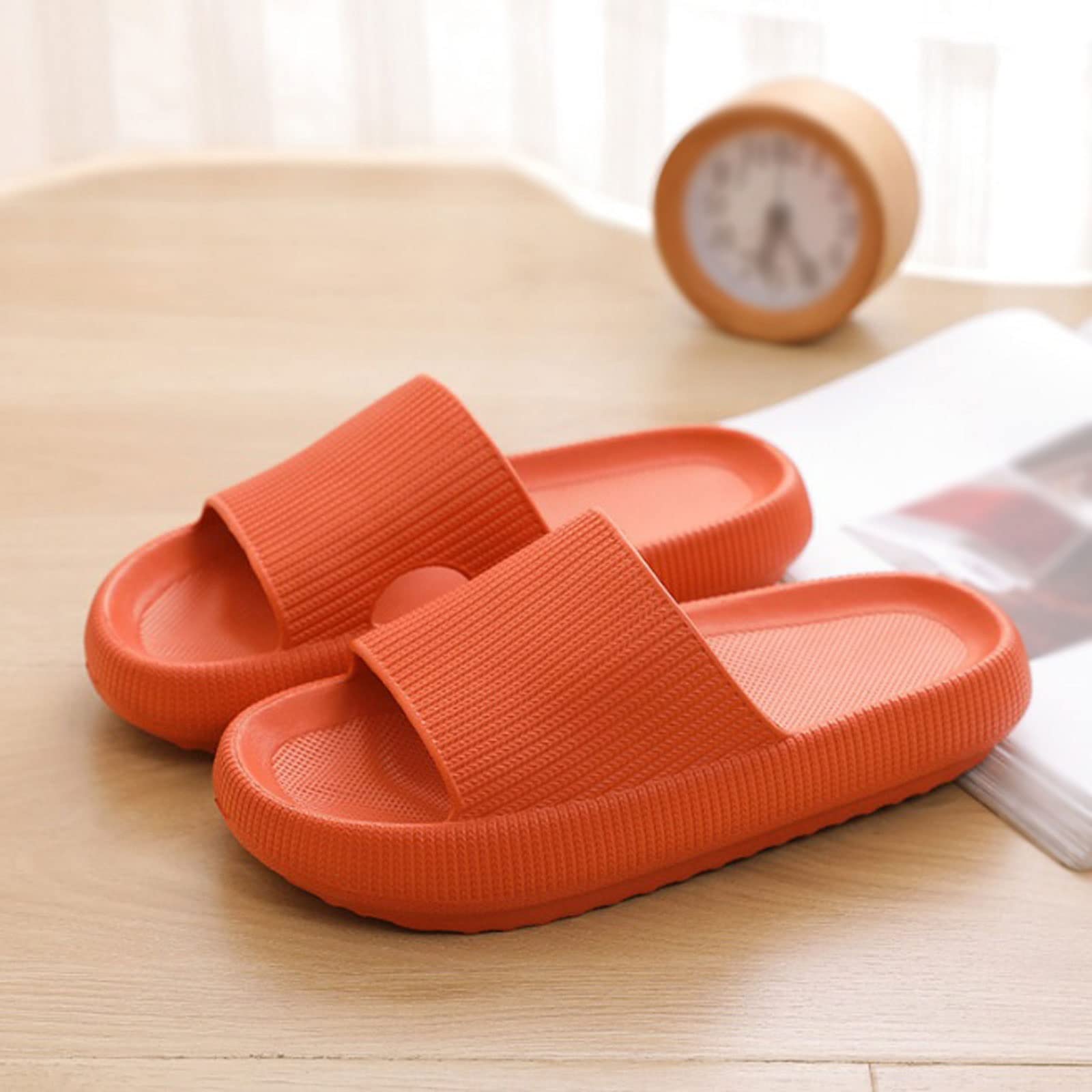 YHQZNLXQ Zapatillas para Mujer Plataforma Gruesa Zapatillas de baño para el hogar para Mujer Suela Suave Toboganes de Interior Sandalias de Mujer Chanclas Antideslizantes de Verano 38-39
