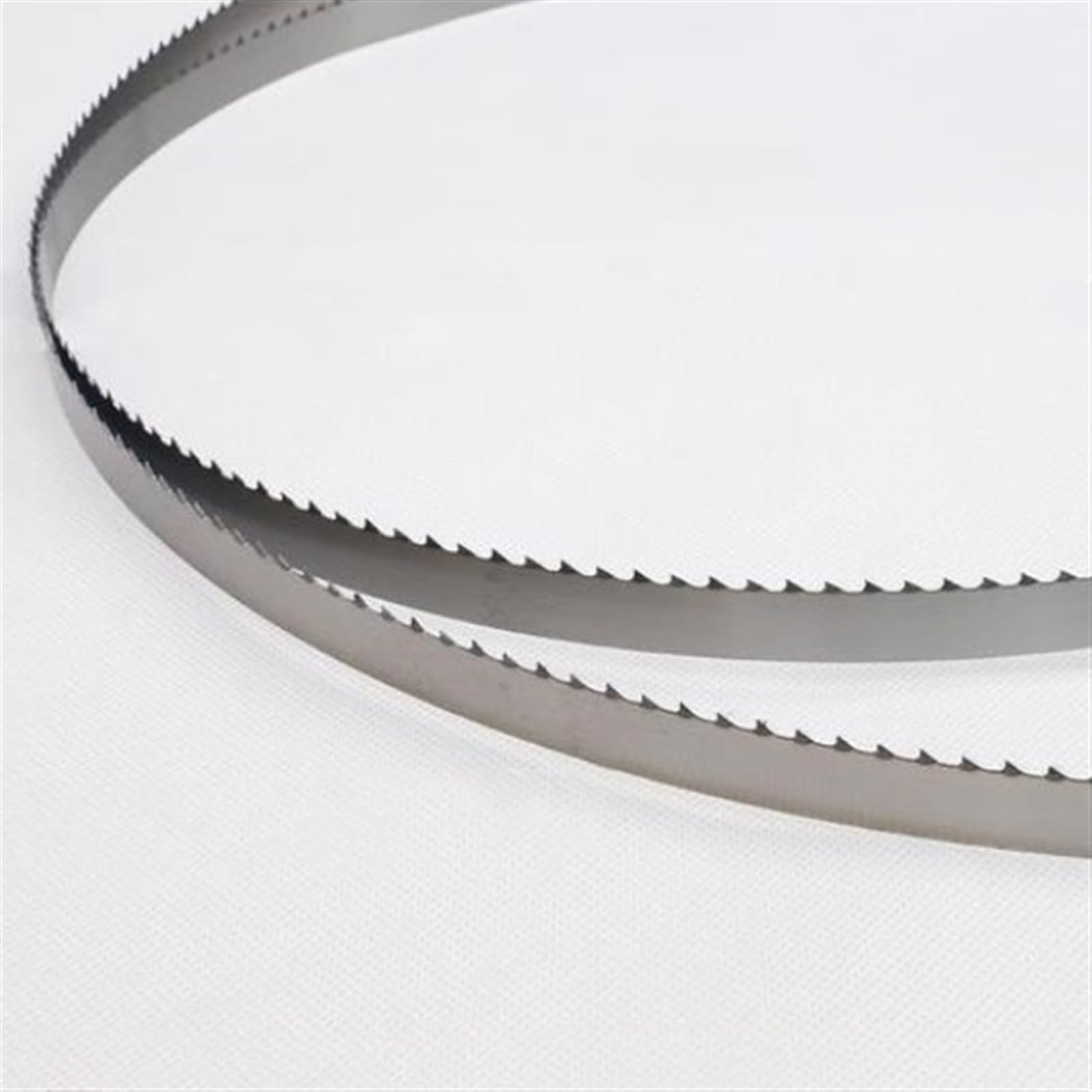 Hojas de sierra de cinta for cortar carne, hueso y pescado congelado, 2085 x 16 x 0,56 mm (82 x 0,63 x 0,02 pulgadas), 4 dientes por pulgada, 170820 ，Hojas de sierra de cinta