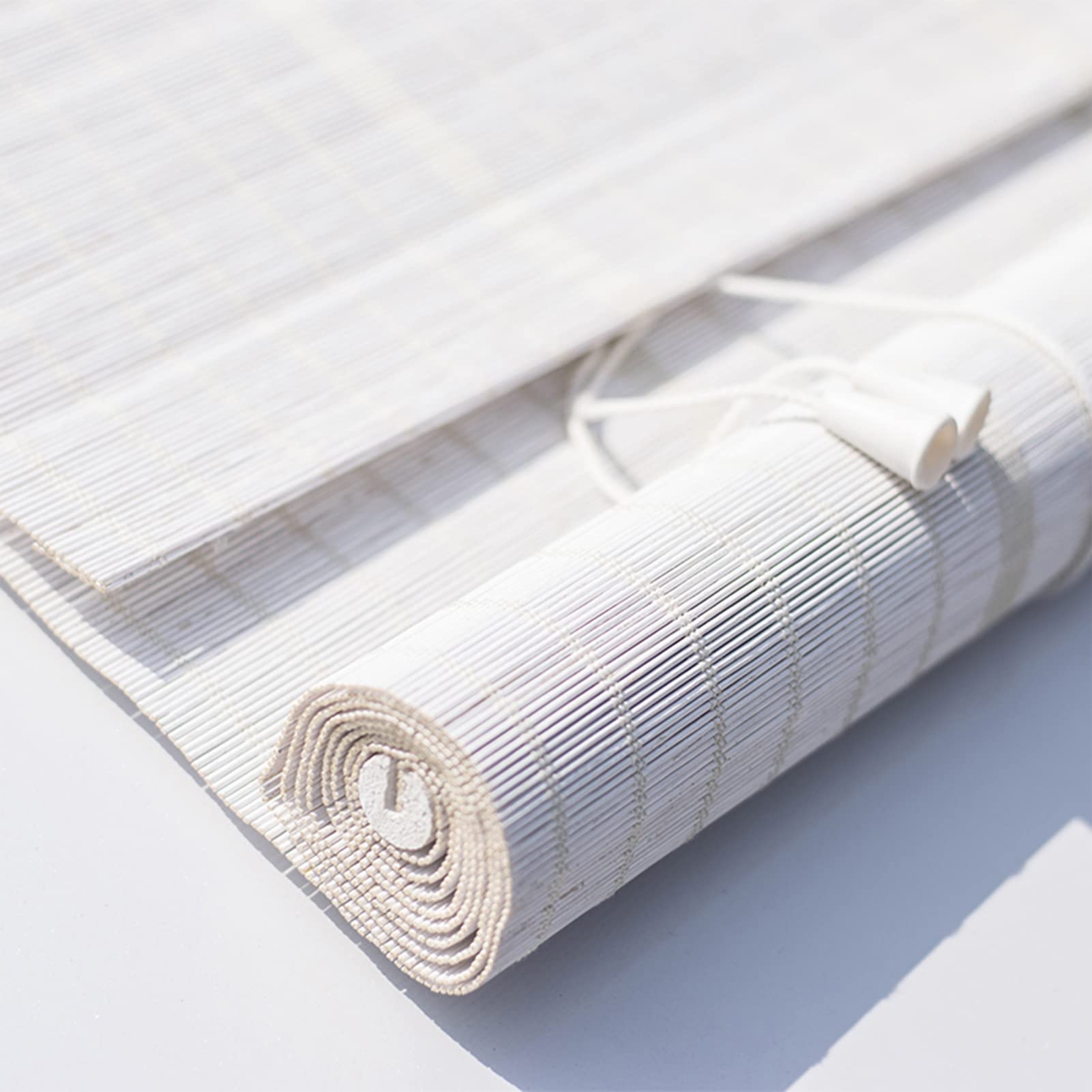 Bamboo roller blind White Roman blind blackout blinds Bamboo sun protection Shades Privacy Drape Sunscreen/Shade/Ventilation,for windows,doors,balcony,garden,patio,gallery,customizable (65x120 cm)