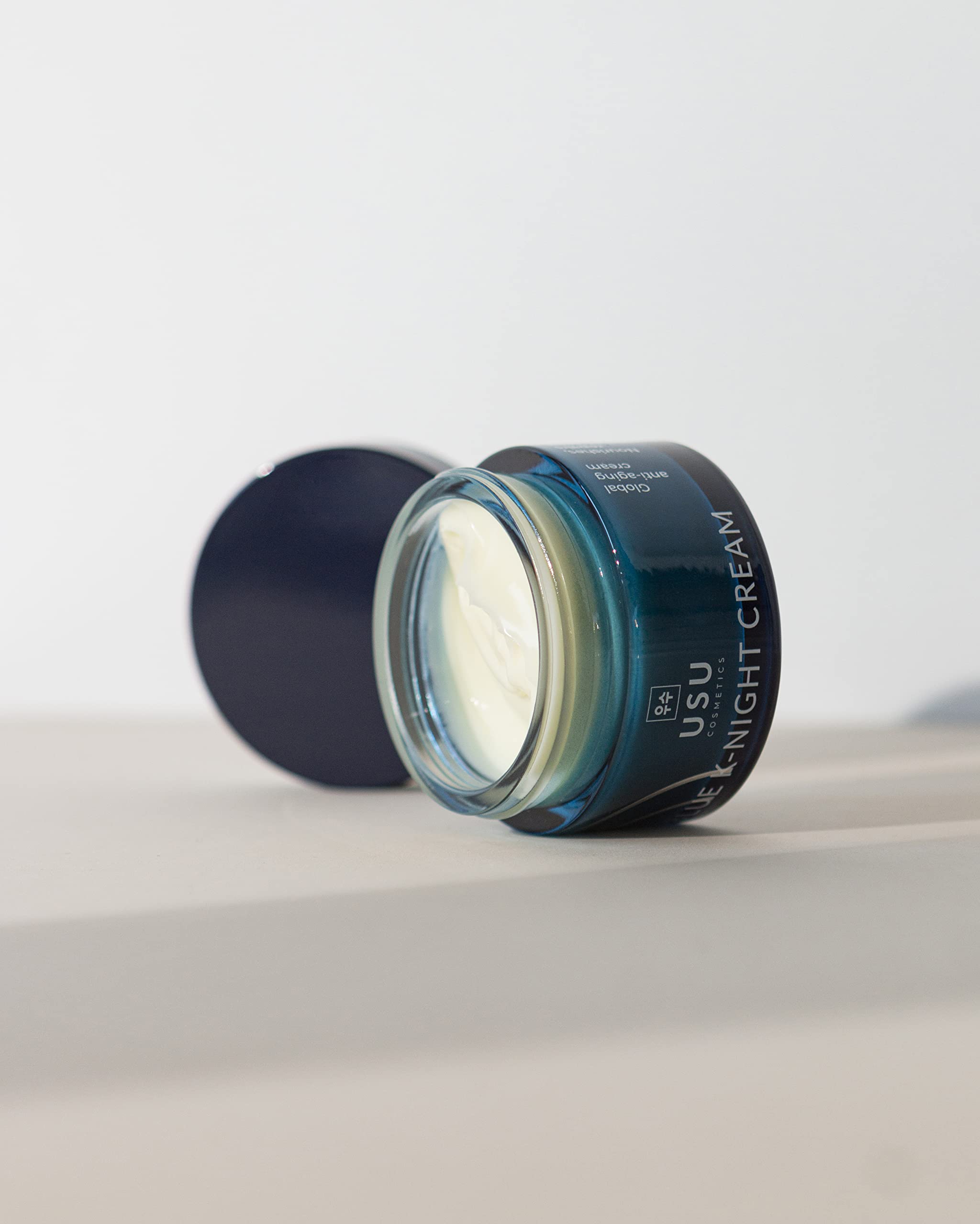 Pack de Rutina K-Beauty de Noche - Esencia Hidratante y Equilibrante + Crema Facial Antiedad Blue K-Night Cream - Combate el Envejecimiento Prematuro - Refresca e Hidrata- USU Cosmetics