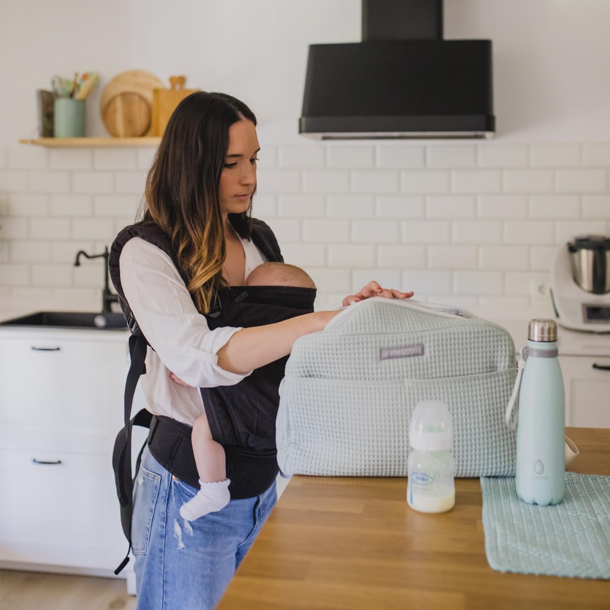 MIMUSELINA Sac Poussette | Grand Organisateur Poussette pour Bébé | Organisation Totale avec 7 Poches | À Porter à l’Épaule ou à Fixer sur la Poussette sans Crochets | Fabriqué en Espagne
