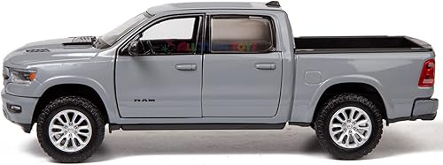 Miniatura 7 de All Star Toys Motormax 79357 - Camioneta pickup exclusiva Dodge RAM 1500 Laramie Crew Cab, color gris de cerámica, serie 1:24, modelo fundido a