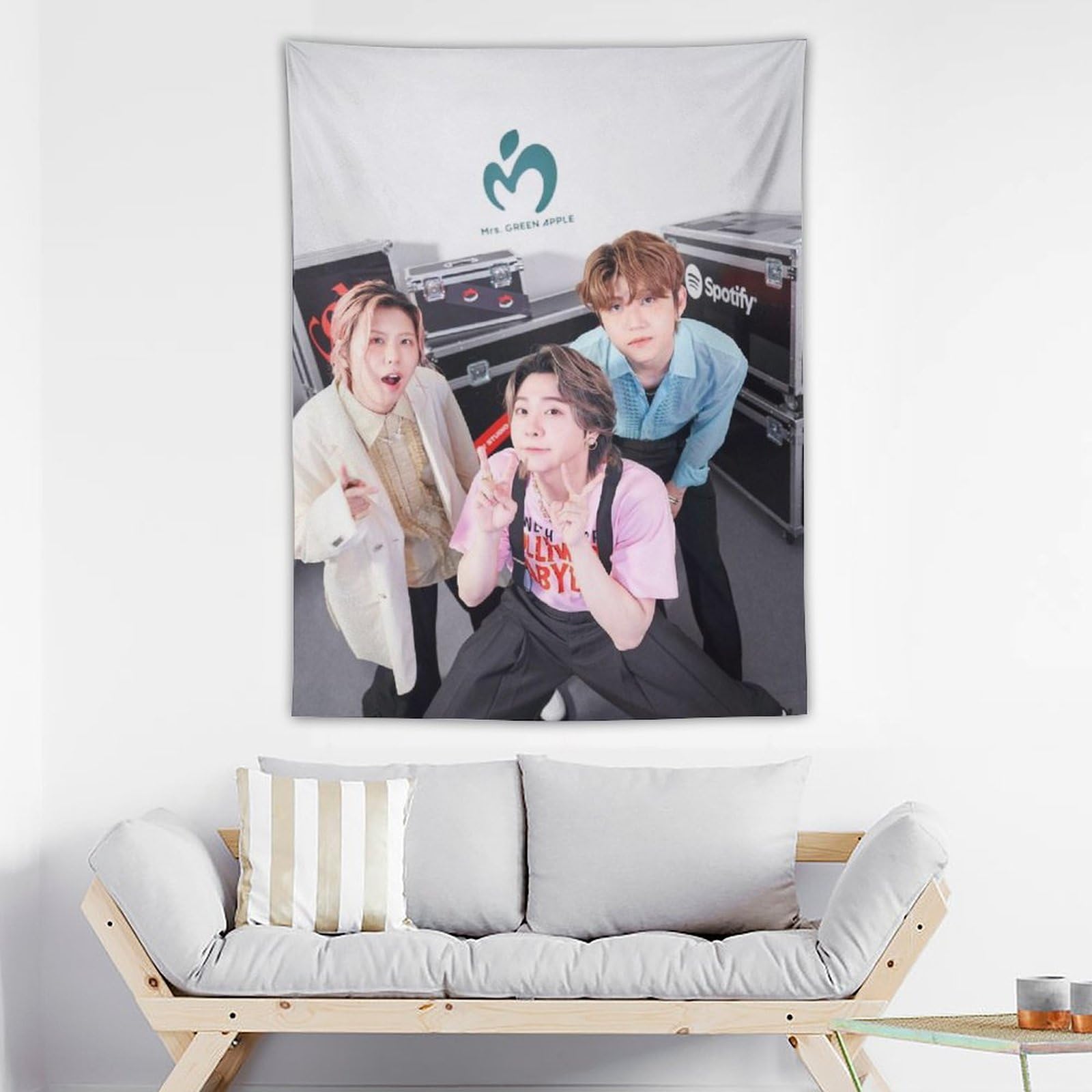 Amazon.co.jp: ミセス・グリーン・アップル タペストリー 壁掛け 壁 窓