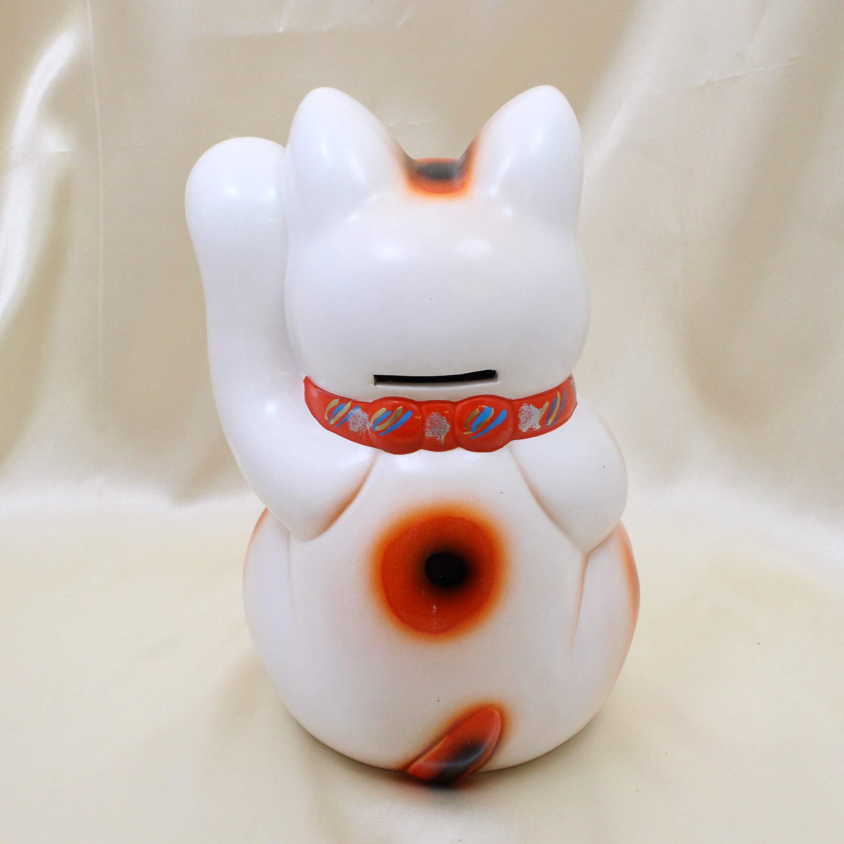 Amazon.co.jp: 日本製 招き猫 常滑焼 7寸 左手 (約22cm) 白【商売繁盛