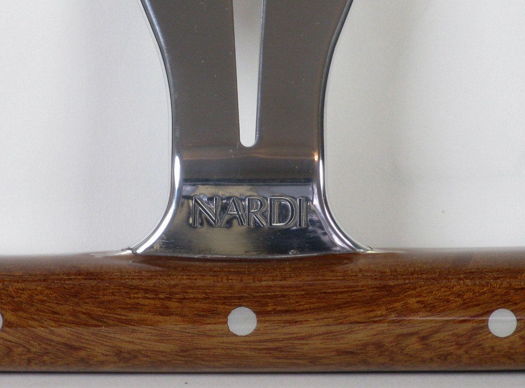 Amazon | NARDI Kallista N200 ステアリング | ステアリング・ハンドル