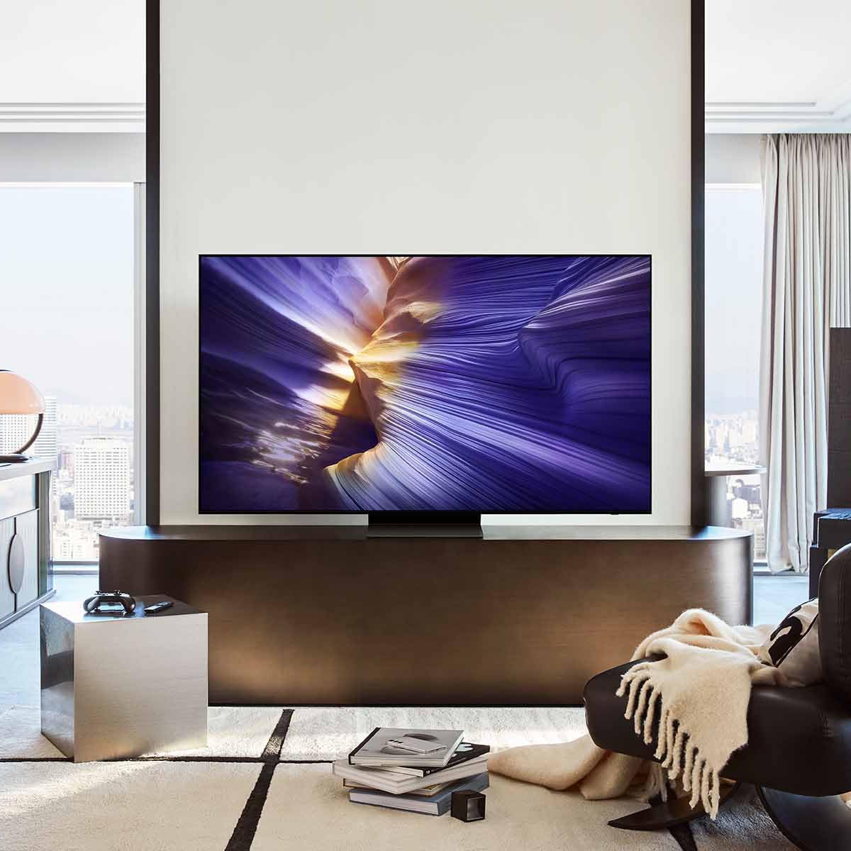 Samsung QN83S90FAFXZA S90F 83 Inch 4K OLED Smart TV with AudioQuest Sky 3m HDMI Cable