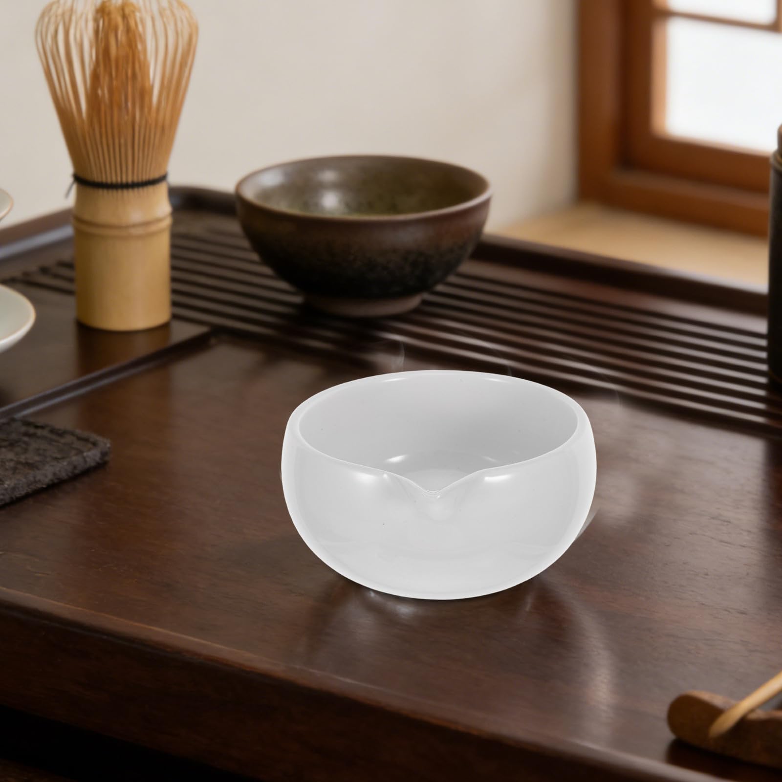 Zerodeko Ciotola Matcha in Ceramica Bianca con Beccuccio per Servire, Design Elegante per Cerimonia del Tè a Casa, Accessorio Tradizionale per Amanti del Tè