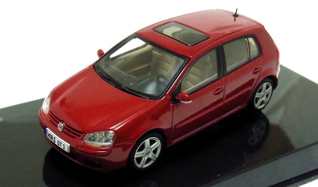 Amazon.co.jp: オートアート製 1／43 VW ゴルフ5 2003' 5