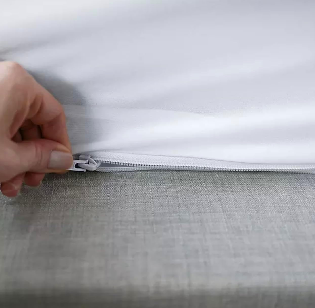 Protect Ease Waterproof, Allergy, and Bedbug Mattress Protector (Full)