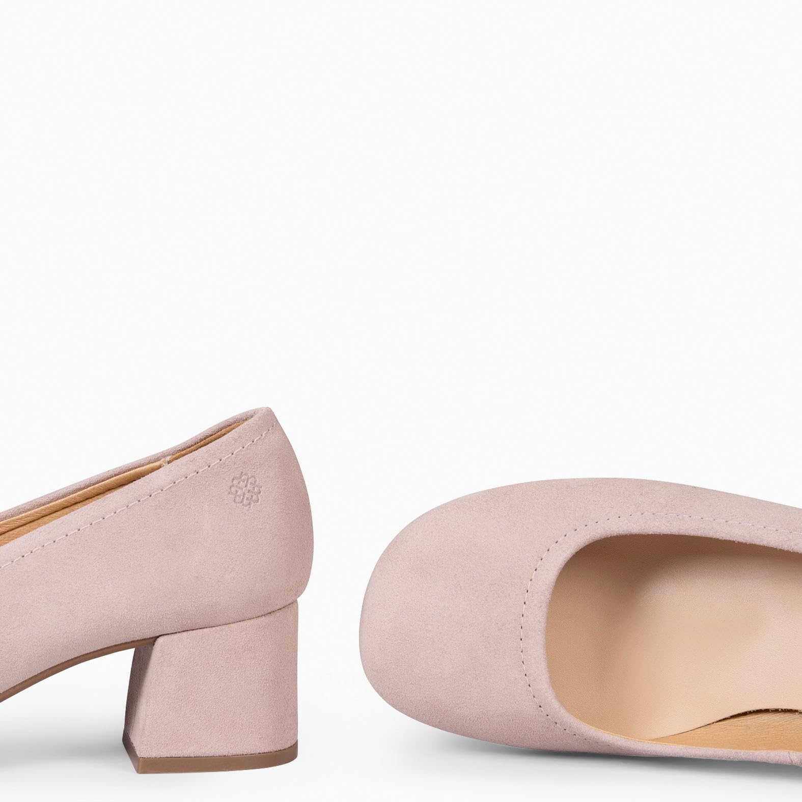 miMaO. Zapatos Anchos de tacón en Piel con Plantilla de Gel. Hecho en España