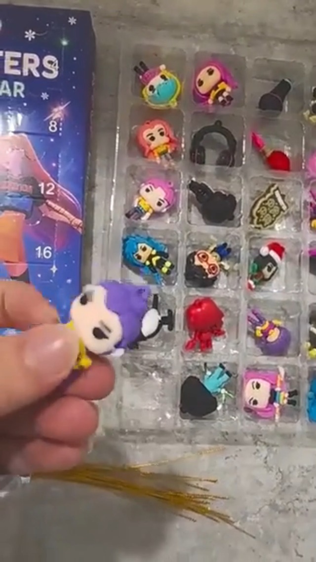 Calendrier De L'Avent 2024 Avec Figurines D'anie, Kit De Cadeaux De