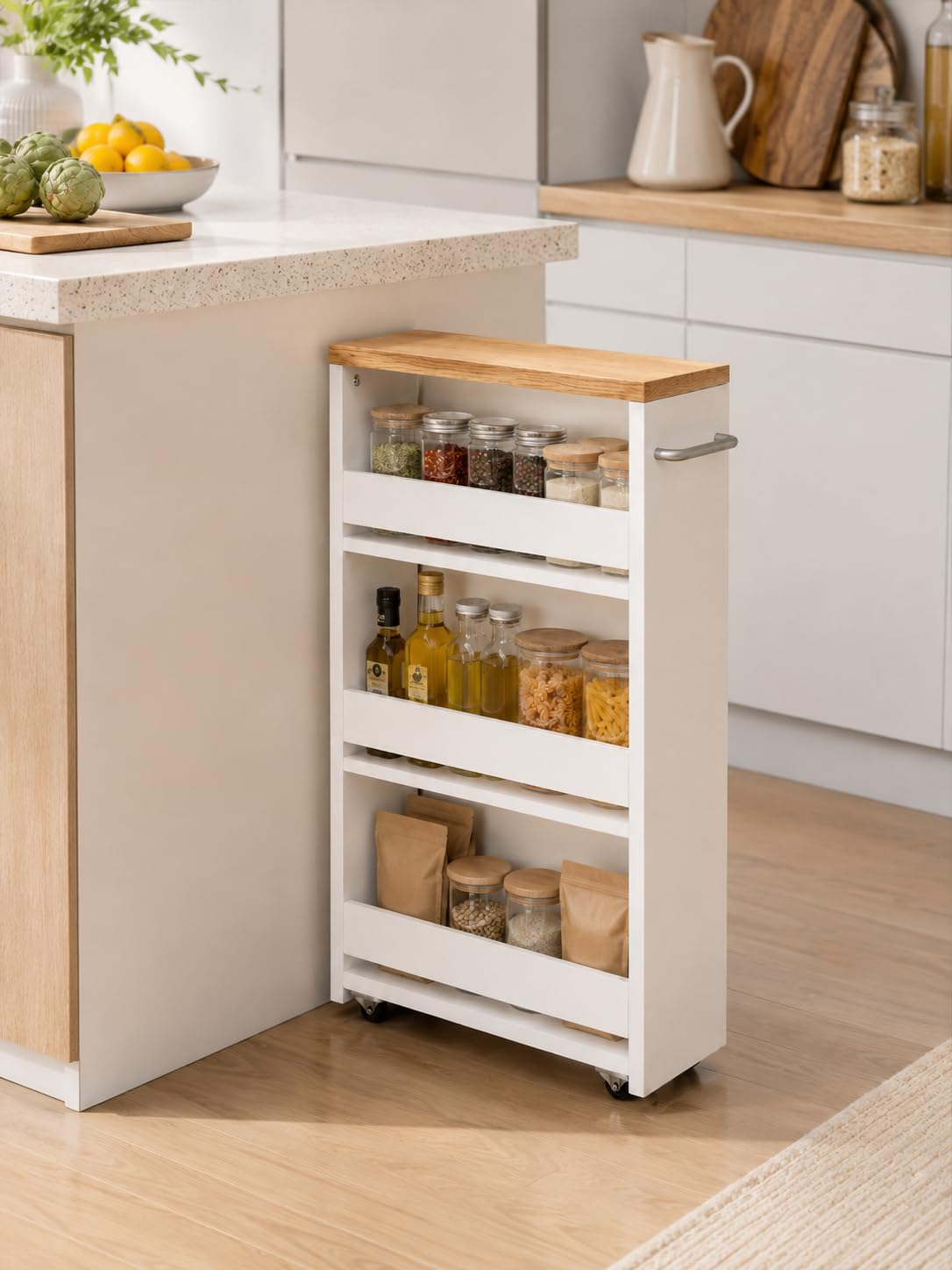 Carrito de Almacenamiento Estrecho Blanco 5 Niveles 40×22×108cm | Cuatro ruedas, dos con freno, facilitan el desplazamiento; el asa lateral y los ganchos añaden espacio de almacenaje.