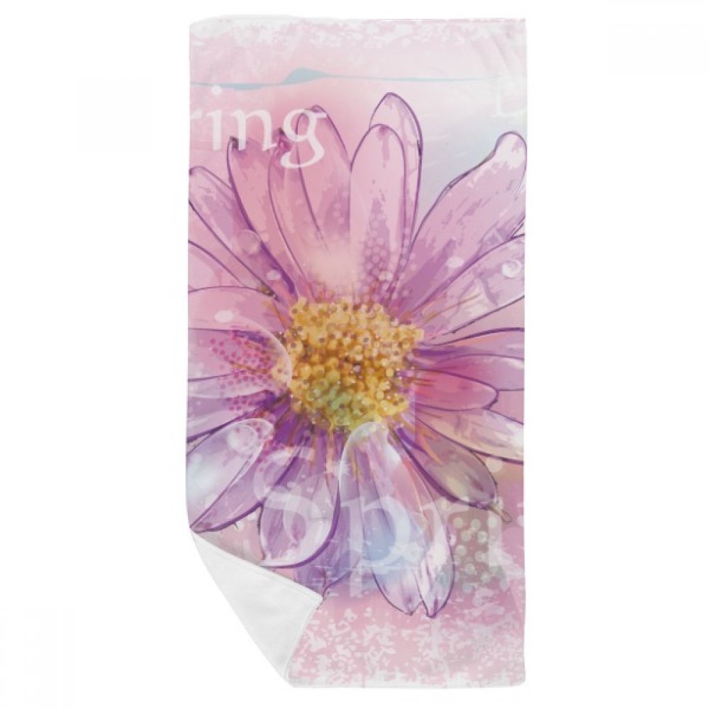 Serviette de bain motif rose aquarelle pour sublimer la déco de votre douche
