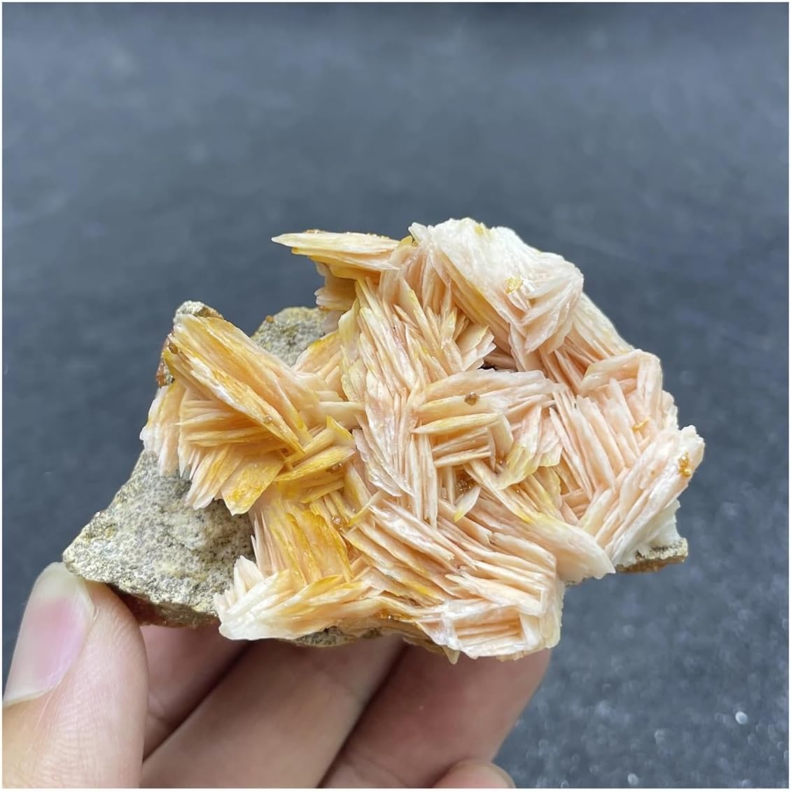 Crystal Stone Natural Pink Raw Mineral Specimen with Vanadinite Quartz Rock Home Decor Crystal Stone Holder Necklace
