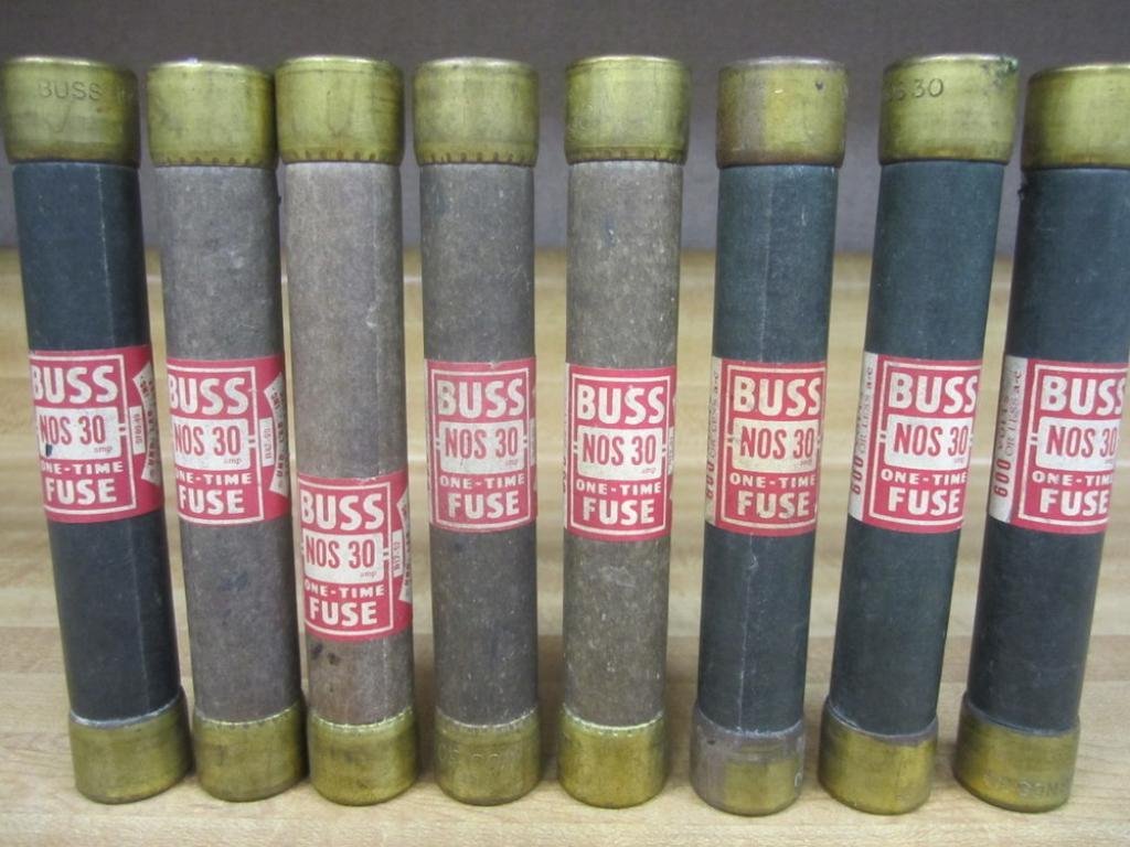 Cooper Bussmann Fusible NOS-30, autobuses una vez