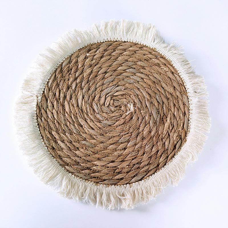 Napperons ronds boho en jacinthe d'eau pour sublimer vos dîners d'été en terrasse