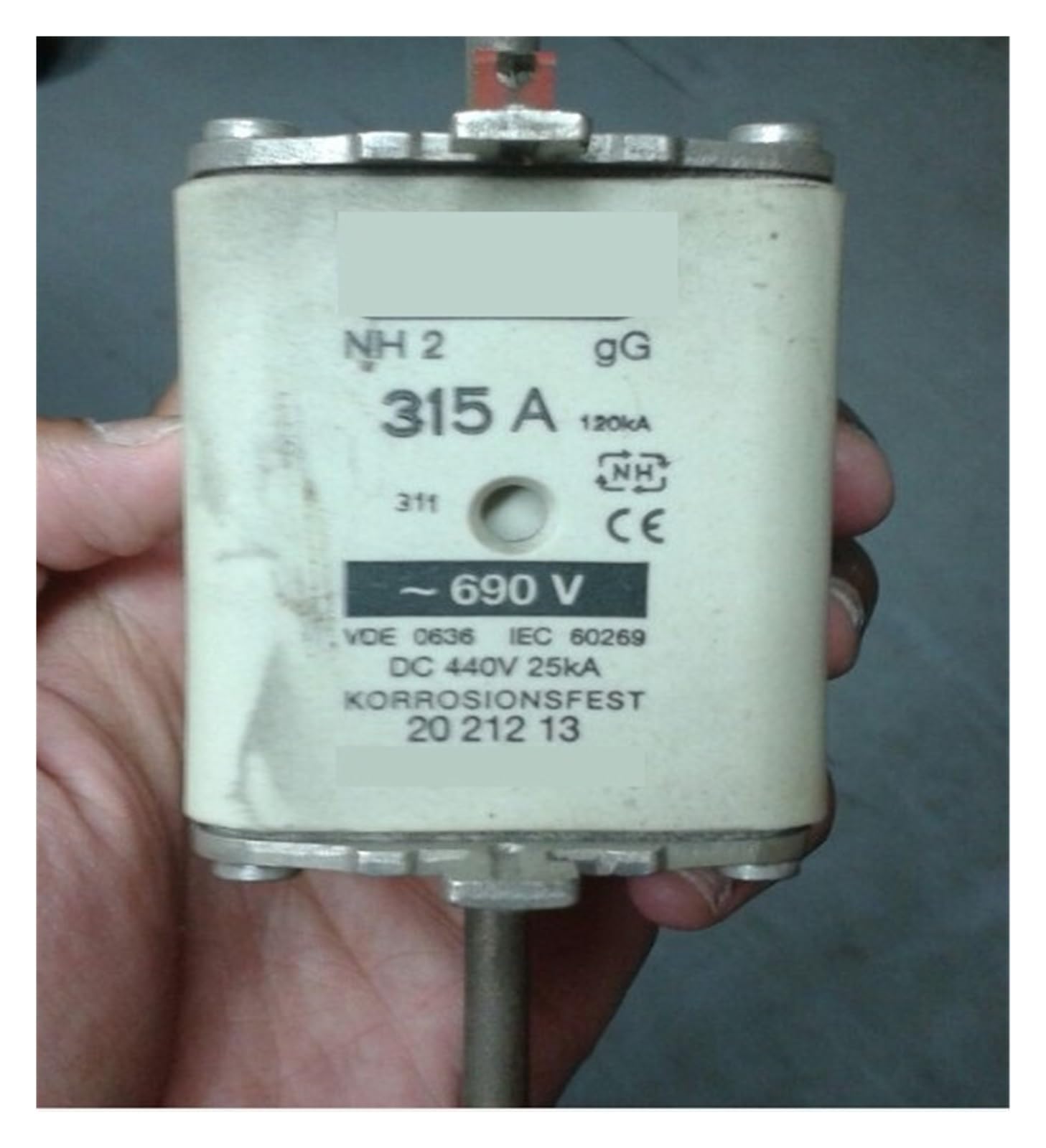 Amazon.com: ZDIEVYPP Fuses NH2 355A 690V 2021213 NH2 250A 315A