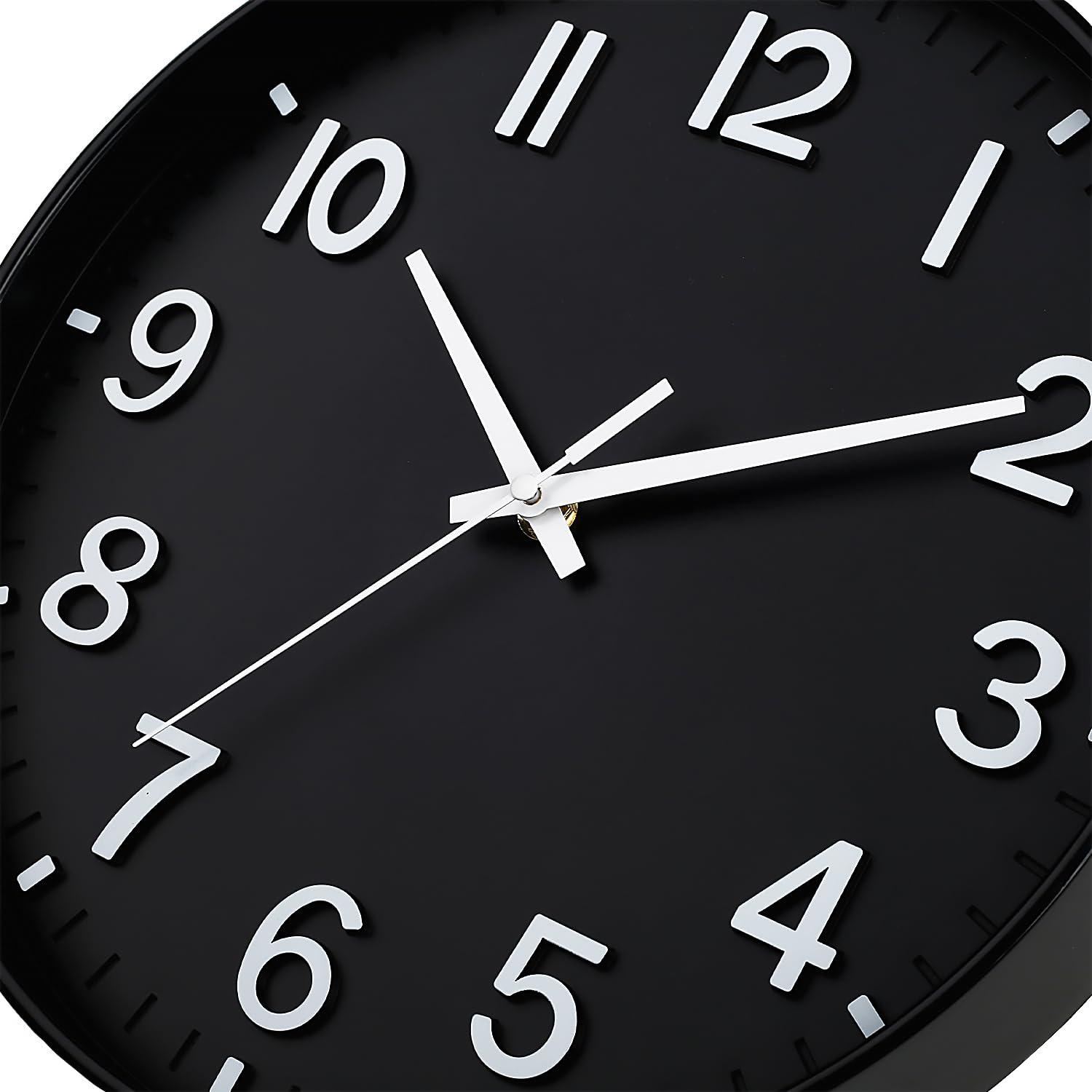 TAHEAT Modern Wandhorloge, Groot Leise Zonder Tikkergeluid Zwart