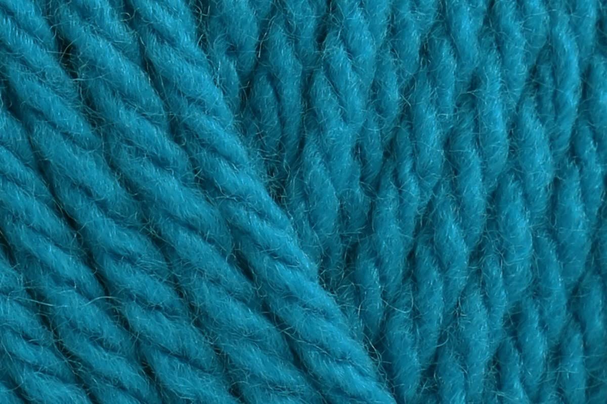 Sirdar Hayfield Bonus Chunky Crochet Yarn, 100% Acrylic Soft Knitting Wool for Sweaters, Cardigans, Jumpers, Ponchos and Capes - 100g Balls - Azure (824) - Pack of 5 โ image 1