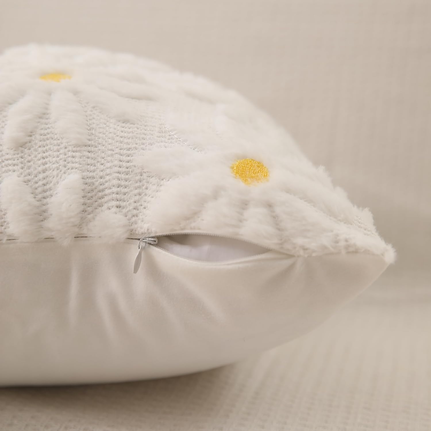 Spring Summer Pillow Covers 18x18 inch Set of 2 White Daisy Flower Outdoor Farmhouse Soft Plush Throw Pillows for Sofa Holiday Spring Summer Home Decor - Image 5